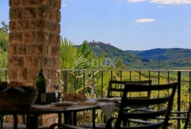 ISTRA, OPRTALJ - Istarska kamena kuća s pogledom na Motovun, Oprtalj, بيت