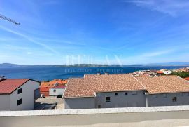 CRIKVENICA - Novogradnja s pogledom na more, Crikvenica, شقة