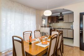 Selce stan s pogledom na more, Crikvenica, Appartement