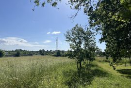 ISTRA,PULA - Poljoprivredno zemljište s predanim zahtjevom za urbanizaciju, Pula, Land