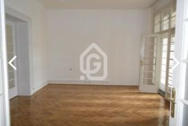 Autentičan salonac, Resavska ID#1289, Vračar, Apartamento