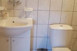 Kuća sa 4 apartmana u okolici Vrsara, Istra, Vrsar, Kuća