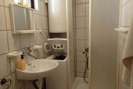 Kuća sa 4 apartmana u okolici Vrsara, Istra, Vrsar, Kuća