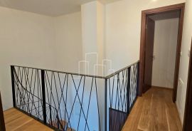 Vrhunski dvoetažni apartman Bjelašnica novogradnja prodaja, Trnovo, Flat