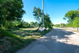 Istra, Marčana, Mutvoran, građevinsko zemljište 1180m2, #prodaja, Marčana, Land