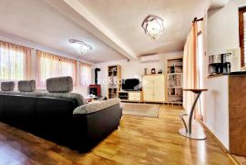 Trsat, 3-soban s dnevnim boravkom, Rijeka, Apartamento