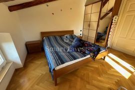 OPATIJA, stan u renoviranoj vili na odličnoj lokaciji, Opatija, Apartamento