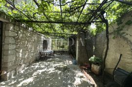 Bribir-Kuća sa garažom, Vinodolska Općina, Maison