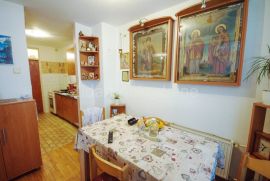 Žarkovo, centar, Ratka Mitrovića, dupleks, 80m2, Čukarica, Kвартира