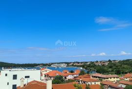 ISTRA, BANJOLE - Prekrasni penthouse s pogledom na more + garaža!, Medulin, Flat