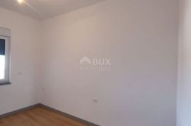 ISTRA, BANJOLE - Prekrasni penthouse s pogledom na more + garaža!, Medulin, Flat