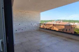 ISTRA, BANJOLE - Prekrasni penthouse s pogledom na more + garaža!, Medulin, Flat