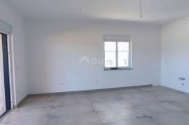 ISTRA, BANJOLE - Prekrasni penthouse s pogledom na more + garaža!, Medulin, Flat