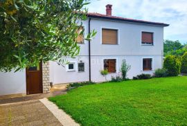 ISTRA, UMAG - Kuća s 4 apartmana i prekrasnom okućnicom, Umag, Maison