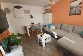 OTOK KRK, GRAD KRK - Apartman 2S+DB sa terasom i parkingom, Krk, Flat