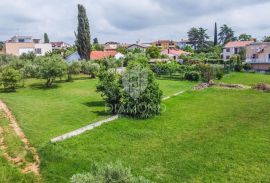 Umag, Lovrečica, građevinsko zemljište drugi red do mora !, Umag, Земля