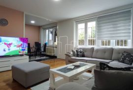 Trosoban stan 73m2 Odobašina Centar, Sarajevo Centar, Apartamento