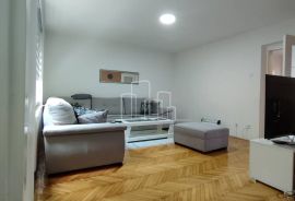 Trosoban stan 73m2 Odobašina Centar, Sarajevo Centar, Flat