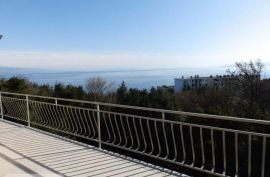 OPATIJA, poslovno - stambena kuća od 573 m2 s pogledom na more, Opatija, Kuća