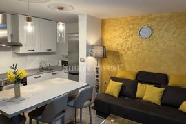 OPATIJA, renoviran stan 1S+DB na odličnoj lokaciji u blizini mora, Opatija, Appartment