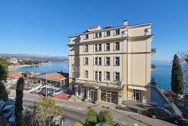 OPATIJA, luksuzan stan od 142,80 m2, 2S+DB, uz more, Opatija, Stan