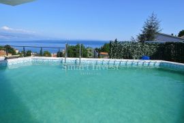 OPATIJA CENTAR, luksuzna vila sa 6 stanova i predivnim pogledom na Kvarner, Opatija, Casa