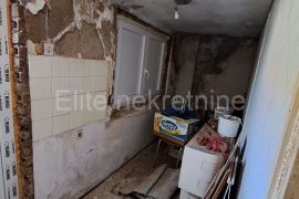 Rijeka, Kozala - prodaja stana za adaptaciju!, Rijeka, Wohnung