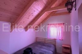 Stari Laz - prodaja vikend kuće od 72m2!, Ravna Gora, Kuća