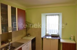 Rijeka, centar - najam 2S+DB stana, 74m2, Rijeka, Apartamento