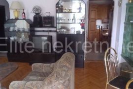 Rijeka, Škurinje - najam stana sa balkonom!, Rijeka, Appartment