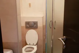 Izdajem ili prodajem LUX stan Beograd-Vozdovac, Voždovac, Daire