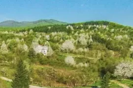 Lijepa građevinska parcela u blizini Plitvičkih jezera !, Rakovica, Land