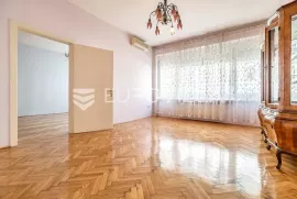 Zagreb centar, Kneza Borne, prekrasan višesoban stan 187,05 m2, Zagreb, Apartamento