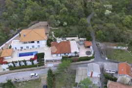 Imanje sa dvije ville na crikveničkoj rivijeri, Crikvenica, بيت