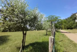 KUĆA OKRUŽENA PRIRODOM, Barban, Σπίτι