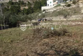 Omiška rivijera, Duće građevinsko zemljište 1.870m2, 200 m od mora, Omiš, Terrain