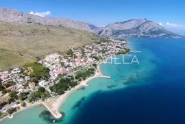 Omiška rivijera, Duće građevinsko zemljište 1.870m2, 200 m od mora, Omiš, Terrain