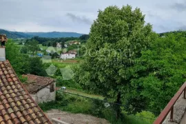 PRILIKA U ISTRI,  CEROVLJE KUĆA SA 2000 OKUĆNICE, Cerovlje, Haus