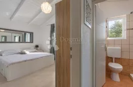 ČAROBNO IMANJE NADOMAK ROVINJA, Rovinj, Casa