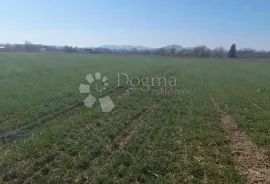 VELIKO GRAĐEVINSKO ZEMLJIŠTE BREZJE, Varaždin, Zemljište