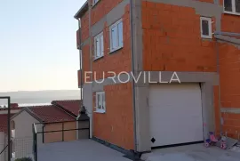 Omiška rivijera, prodaje se kuća u izgradnji roh-bau, 250 m od mora., Omiš, Haus