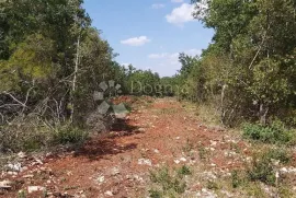 Zemljište na istočnoj obali Istre, Marčana, Land