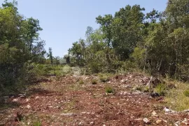 Zemljište na istočnoj obali Istre, Marčana, Land