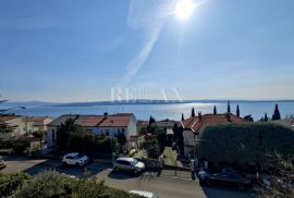 CRIKVENICA - Apartmanska kuća na odličnoj poziciji s pogledom na more, Crikvenica, Casa