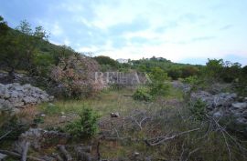 KLENOVICA, POLJICE- Poljoprivredno zemljište 6643 m2 sa dvije ruševine i pogledom, Novi Vinodolski, Land