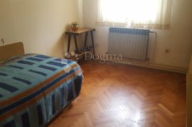 Russanova-veliki stan s dvorištem, Zagreb, Apartamento