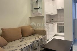 RIJEKA, ZAMET- stan, 43 m2, 1s + db, francuski balkon, Rijeka, Appartment