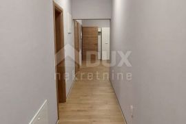 ISTRA, VOLME - Luksuzan stan 200m od mora s vlastitim bazenom, Medulin, Apartamento