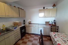 ŠIBENIK, GREBAŠTICA - Apartmanska kuća s pogledom na more, Šibenik - Okolica, Ev