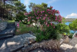 ŠIBENIK, GREBAŠTICA - Apartmanska kuća s pogledom na more, Šibenik - Okolica, Ev